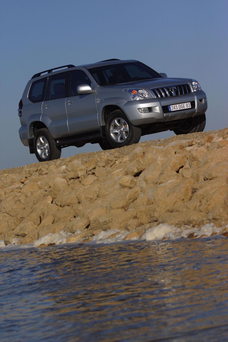  Toyota Land Cruiser 2003 года  (фото 52 из 192)